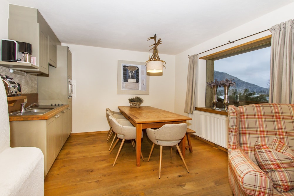 Luxury Apartment photo 3