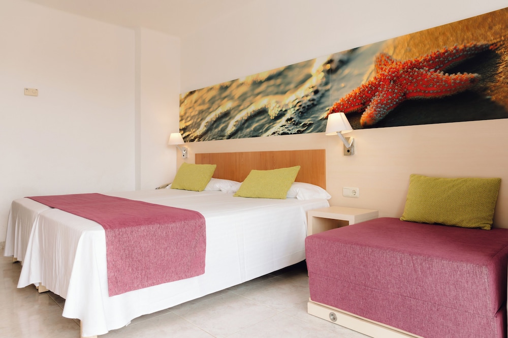 Superior Double Room, Pool View photo 3