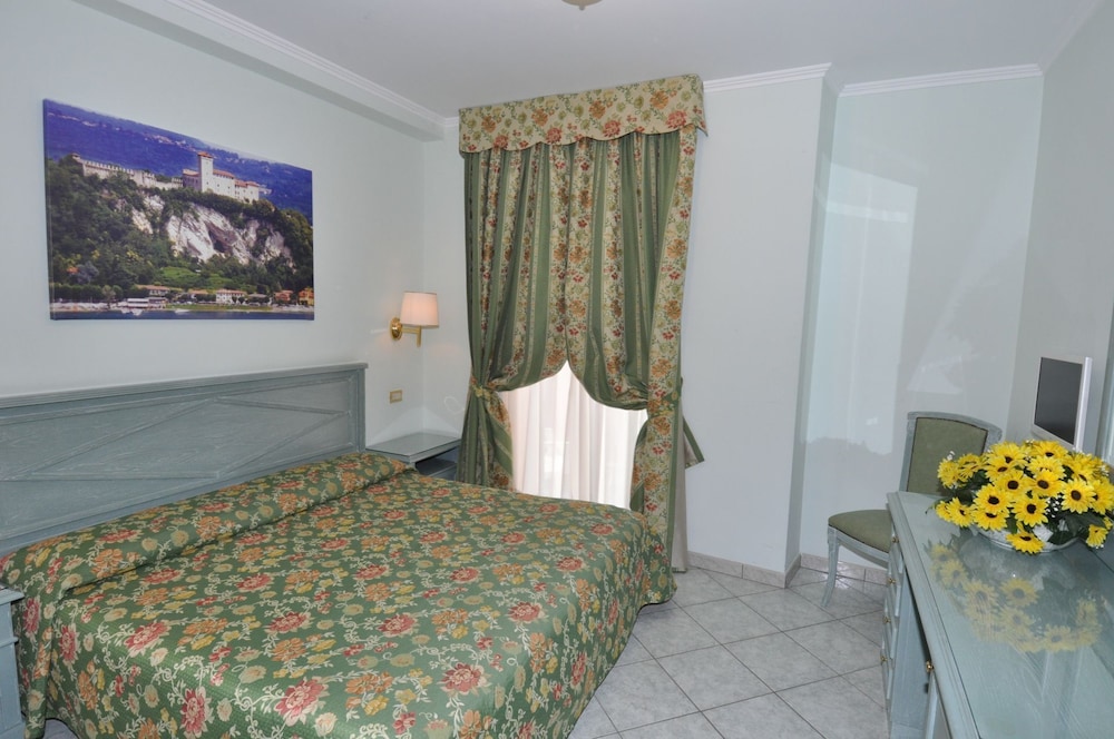 Classic Double or Twin Room