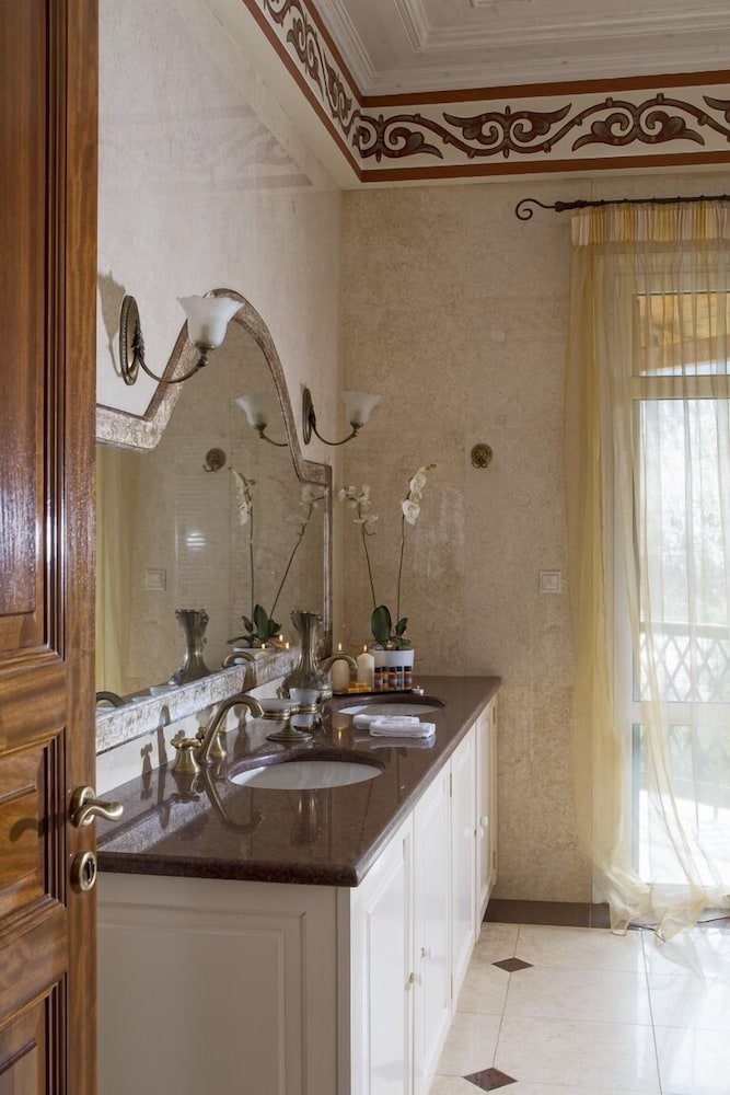 Presidential Studio Suite photo 3