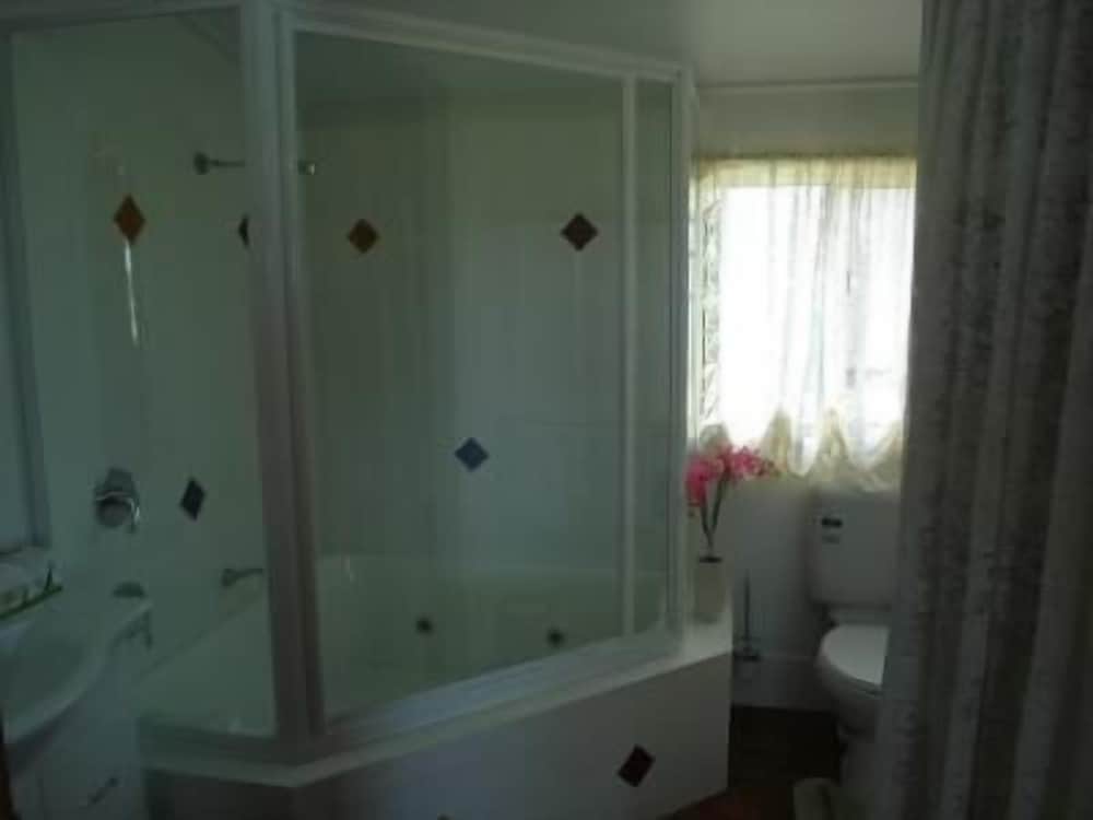 Luxury Suite, 2 Bedrooms, Kitchen (Luxury Cottage) photo 2