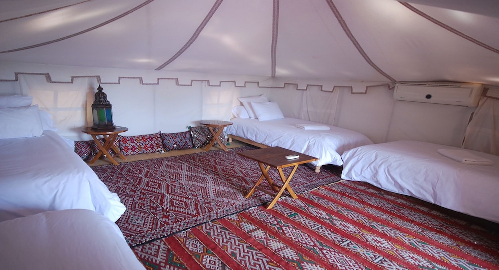 Luxury Tent, 3 Twin Beds, Non Smoking, Garden View photo 2