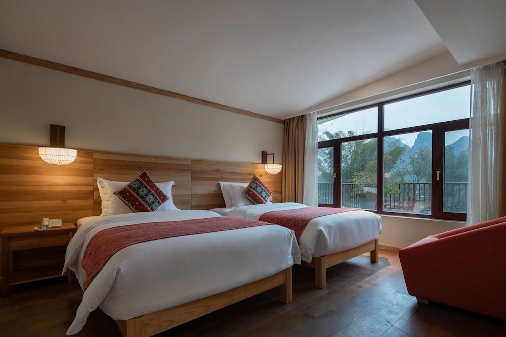 Family Suite with Balcony photo 1