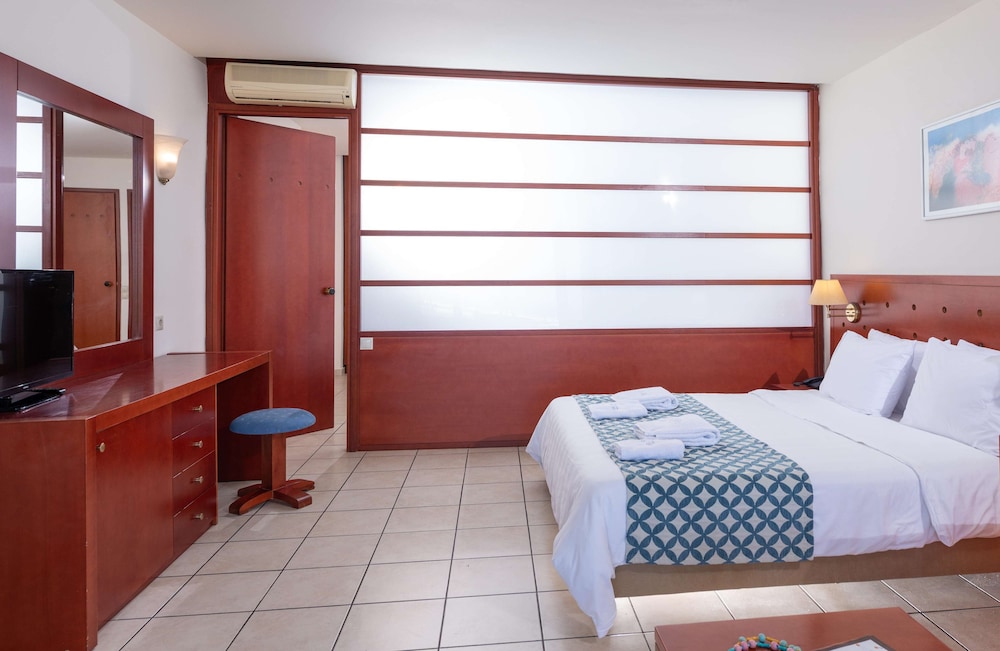 Economy Family Room with Land View (4 persons) - Photo 2
