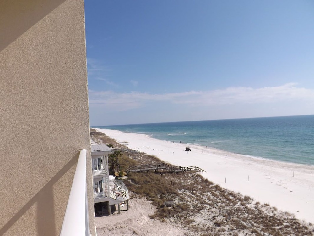 Condo, 1 Bedroom, Kitchen, Beachfront (504 ) photo 3