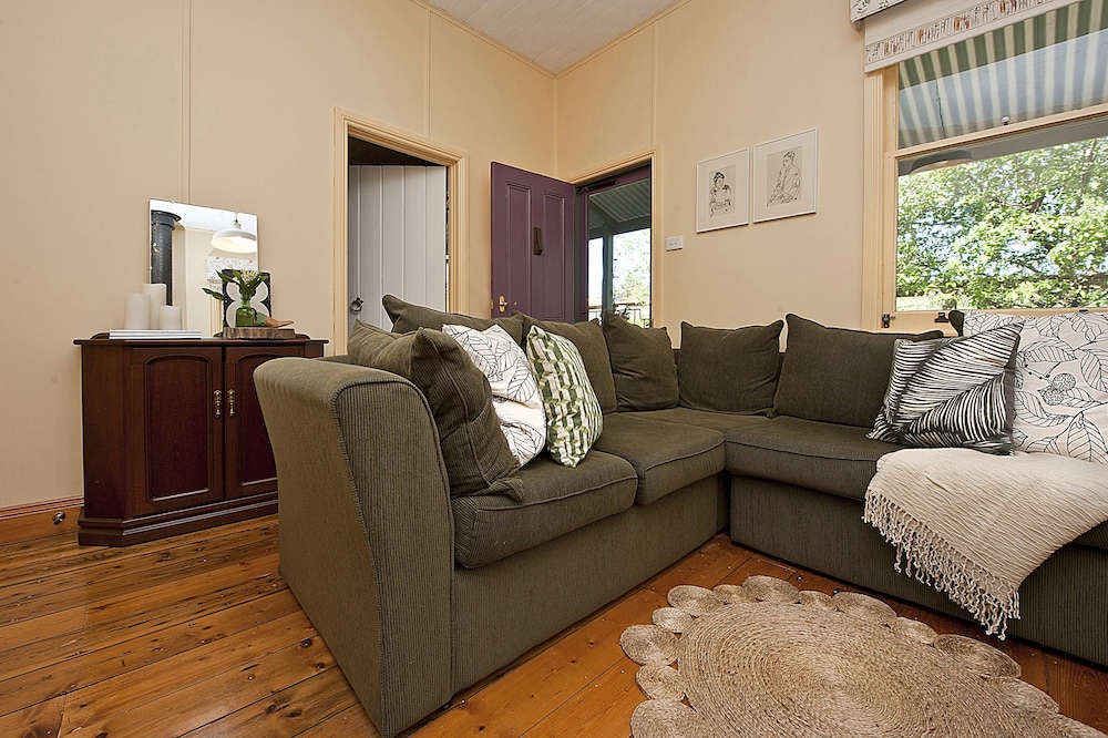 House, 1 Bedroom photo 3