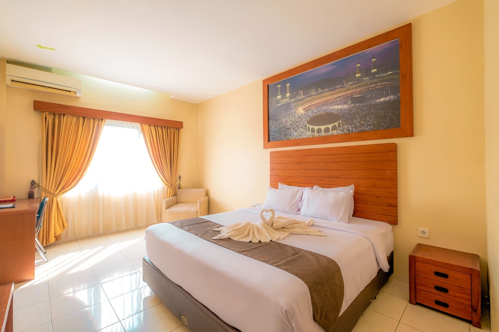 Deluxe Room - Photo 7