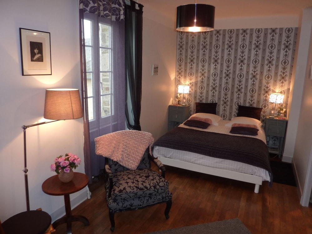 Superior Double Room, Non Smoking (Noir De Lune) photo 1