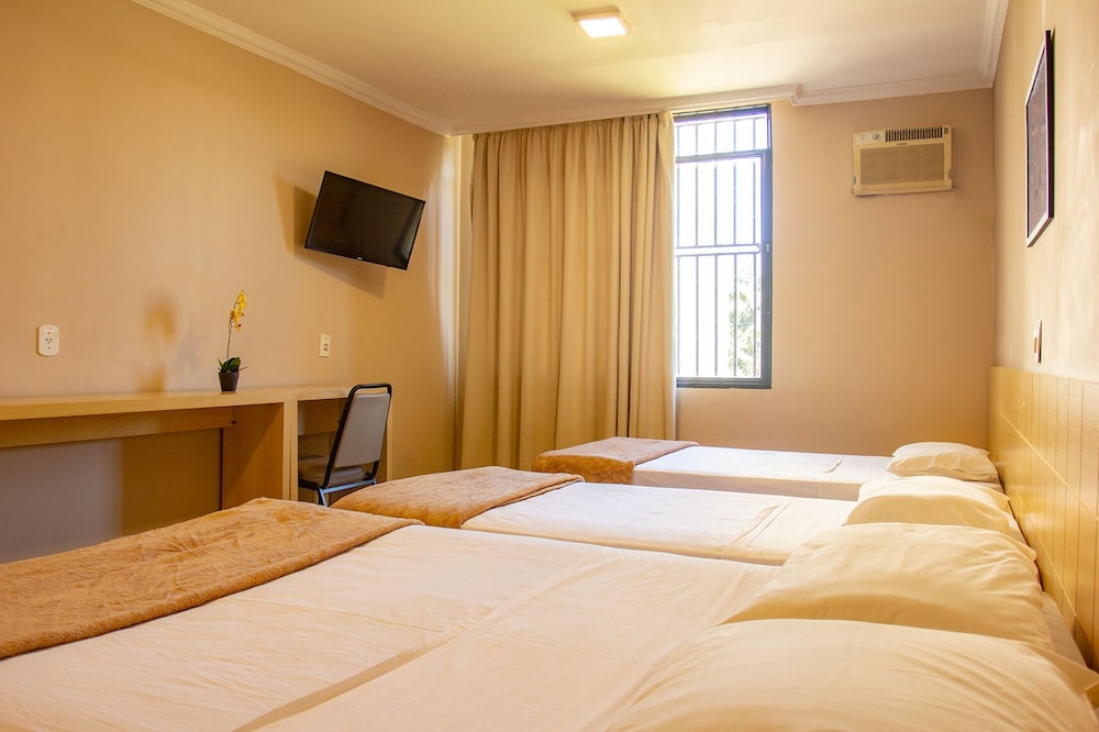 Deluxe Quadruple Room, 1 Bedroom, Accessible photo 2