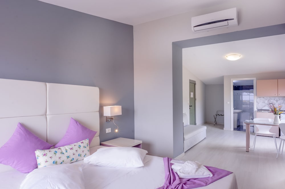 Superior Studio, Sea View