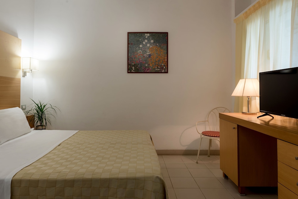 Comfort Quadruple Room photo 1