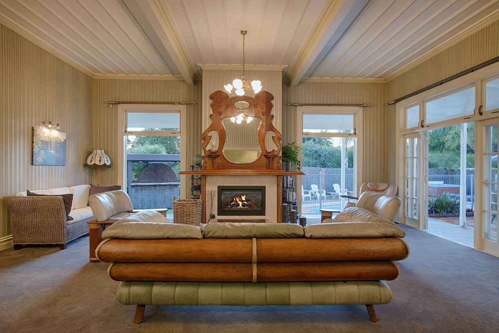 Villa (Snug Room) photo 3