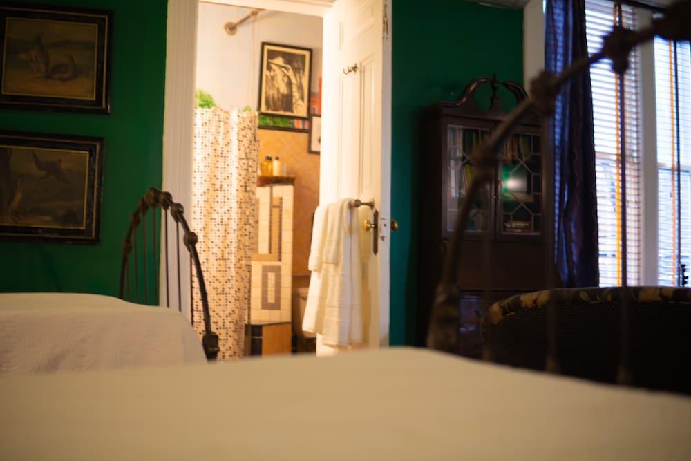 Room, 2 Double Beds, Private Bathroom