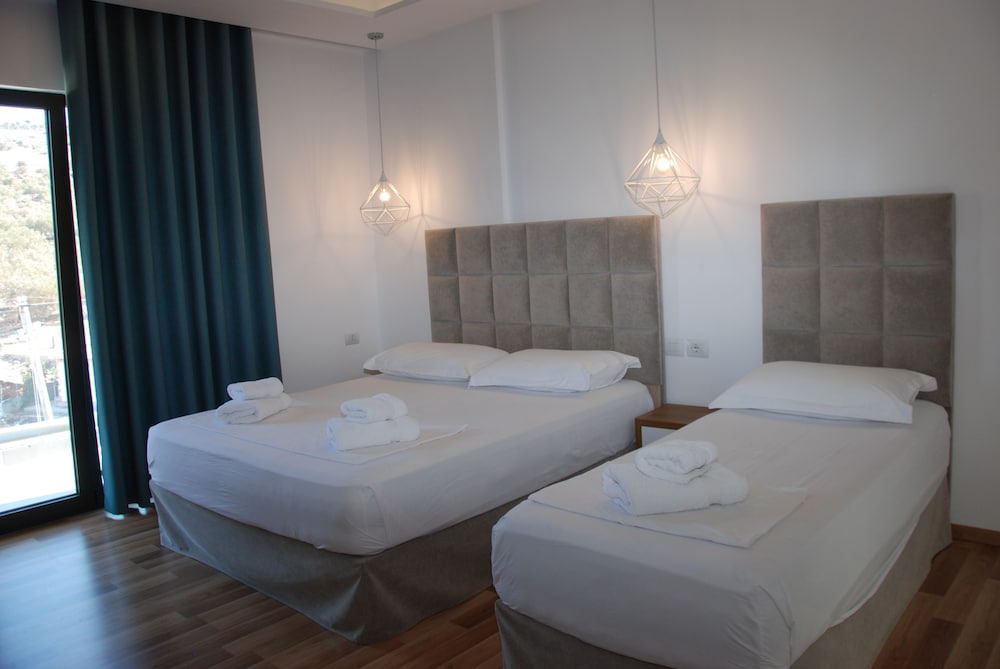Triple Room, Balcony