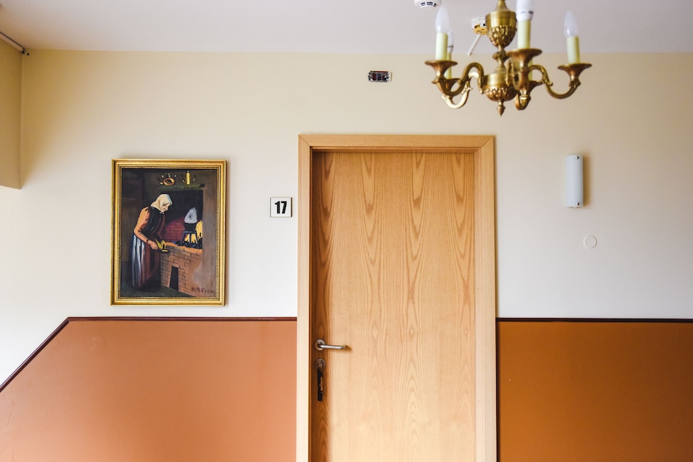 Economy Single Room, Private Bathroom photo 2