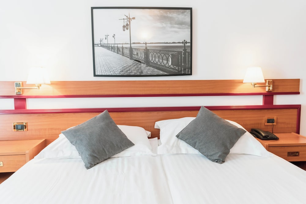 Superior Double Room, Balcony photo 2