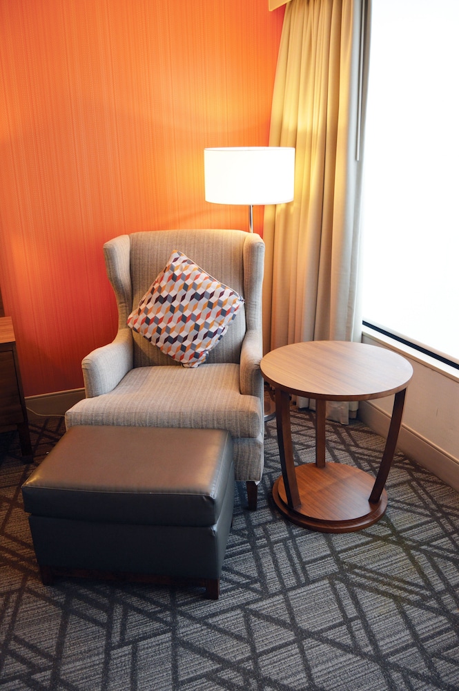 Room, 1 King Bed, Accessible - Photo 3
