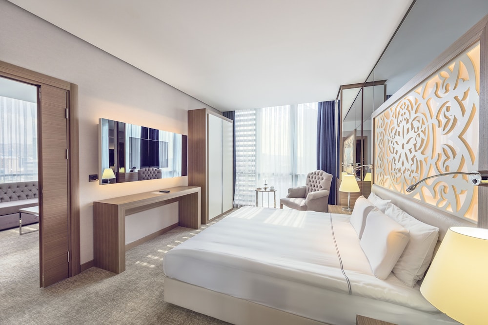 Executive Suite, 1 King Bed photo 1