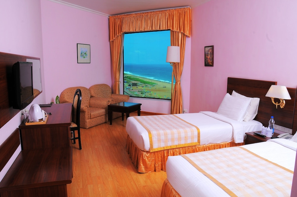 Deluxe Room - Photo 6