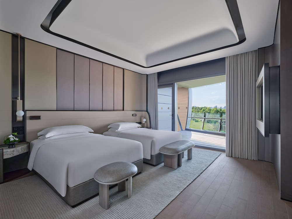 Classic Room, 2 Double Beds, Balcony
