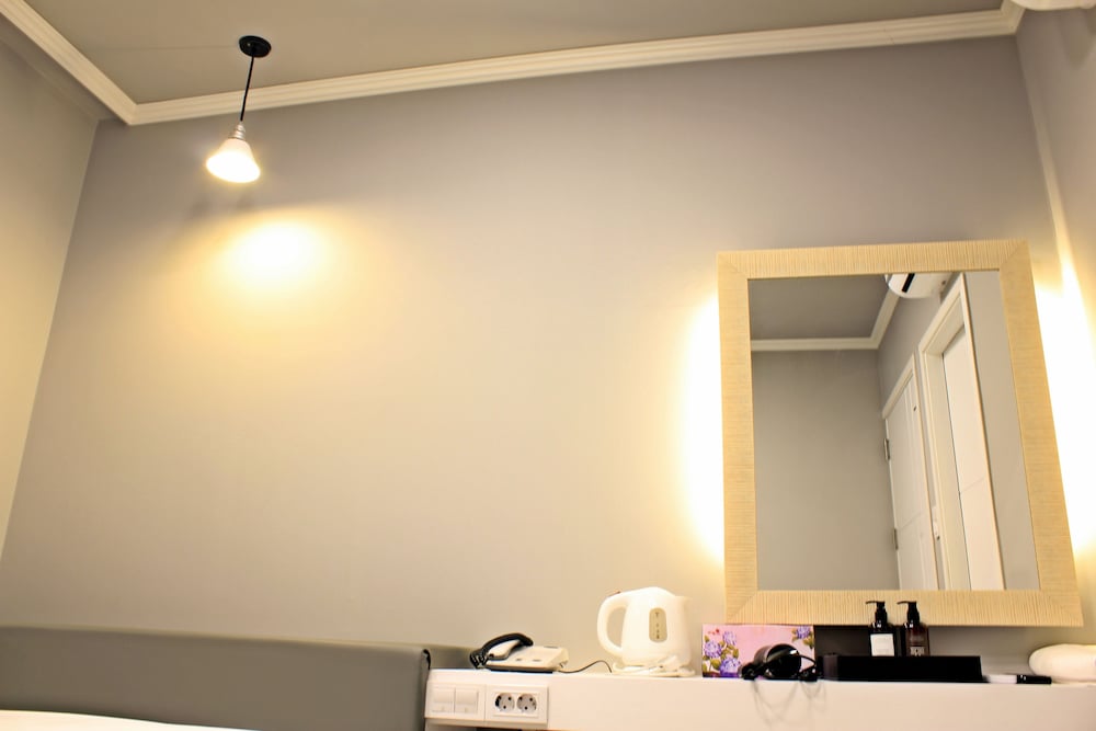 Basic Room, River View