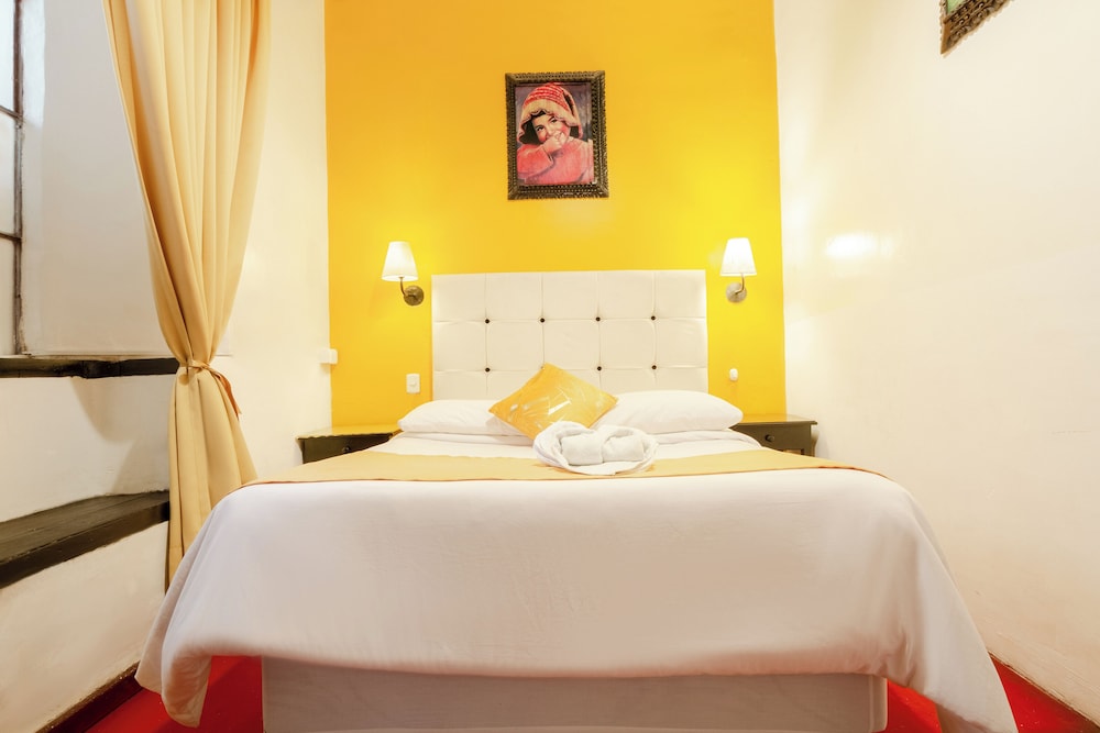 Classic Single Room