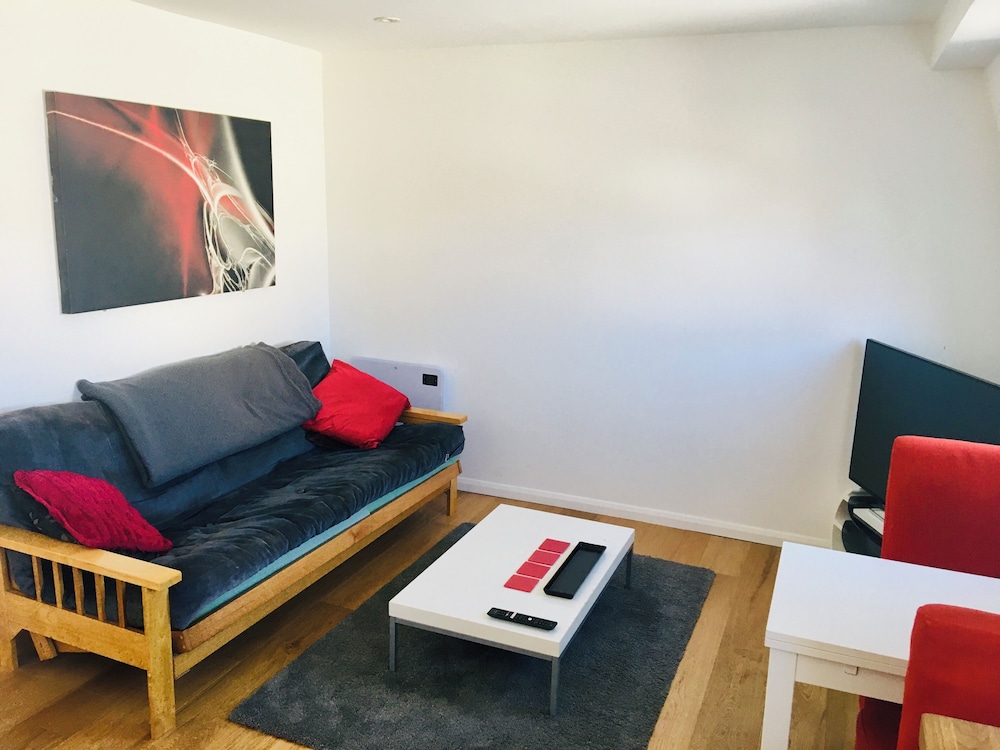 Apartment, 1 Bedroom, Smoking photo 1