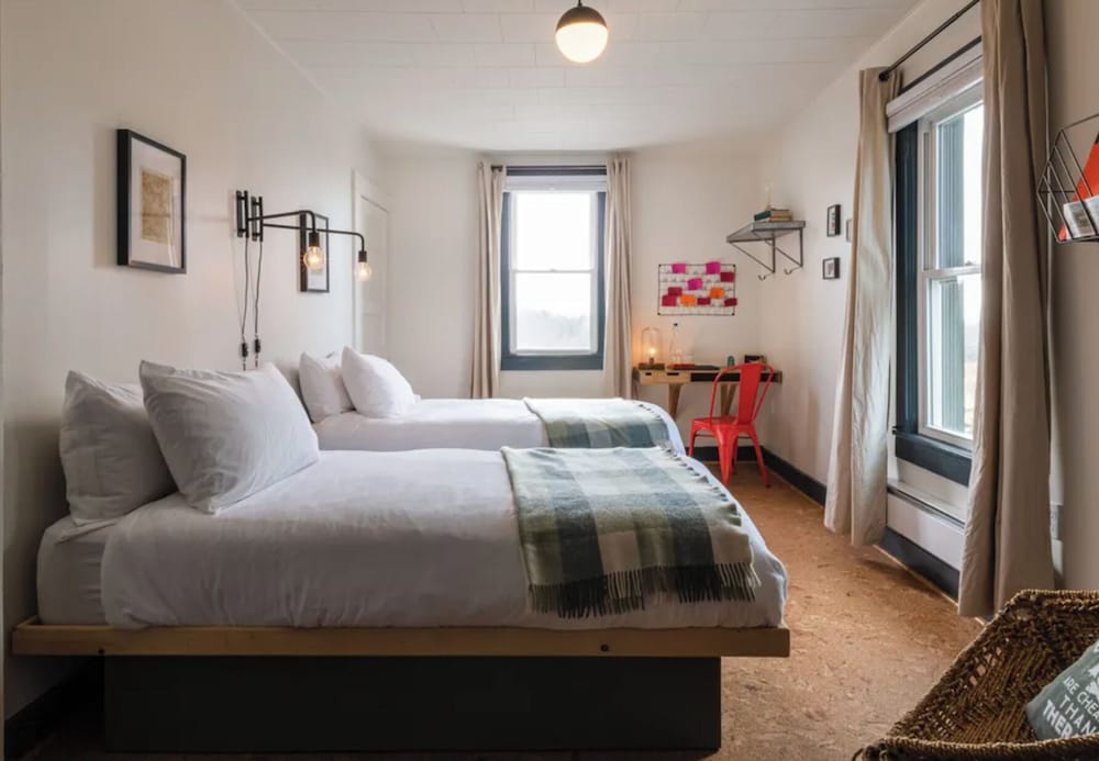 Classic Twin Room