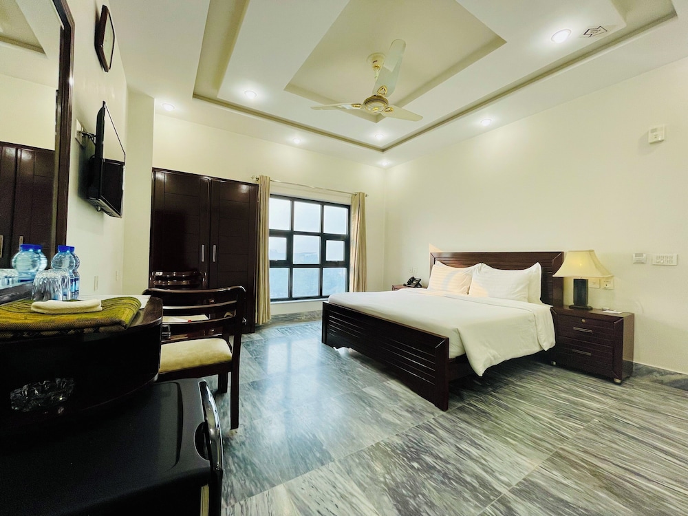 Deluxe Double Room - Photo 3