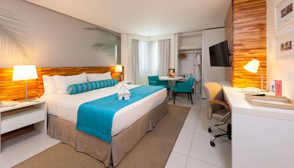 Suite, 1 King Bed, Non Smoking - Photo 1
