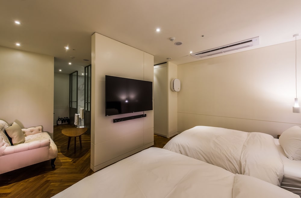 [Chicken/Beer PKG] Superior Twin Room photo 3