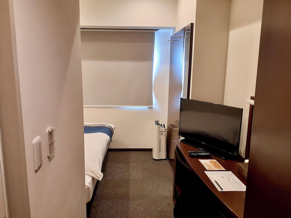 Basic Double Room, Non Smoking photo 3