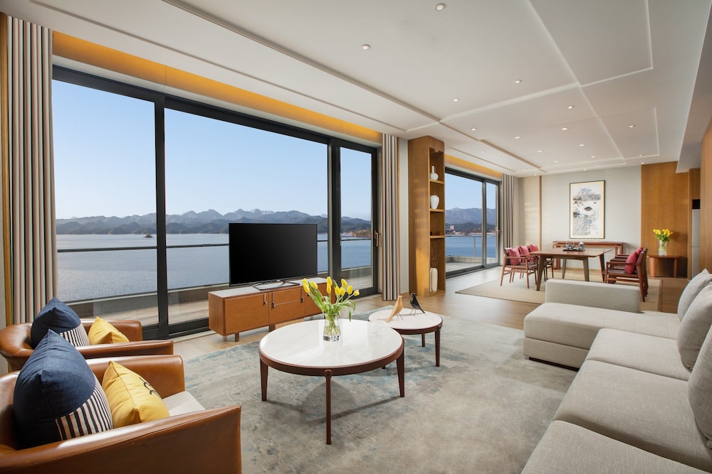 Royal Suite, 1 Twin Bed