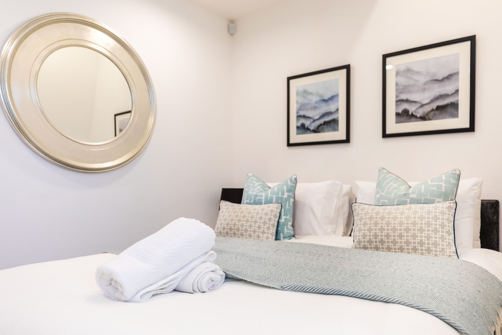 Luxury Apartment, Ensuite ( Two Bed  Rooms) photo 2