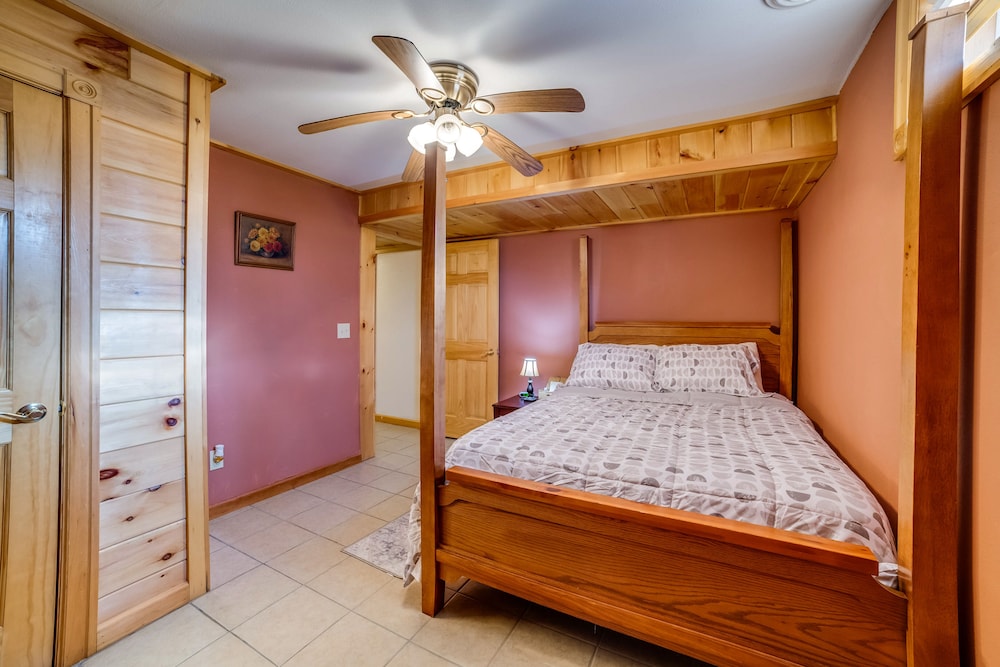 House (2 Bedrooms) photo 1