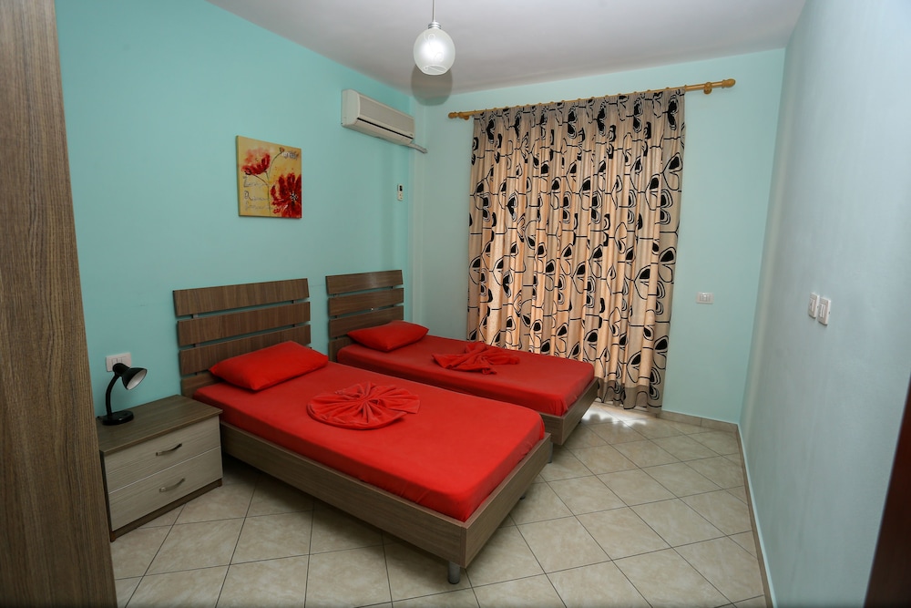 Apartment, 2 Bedrooms, Balcony