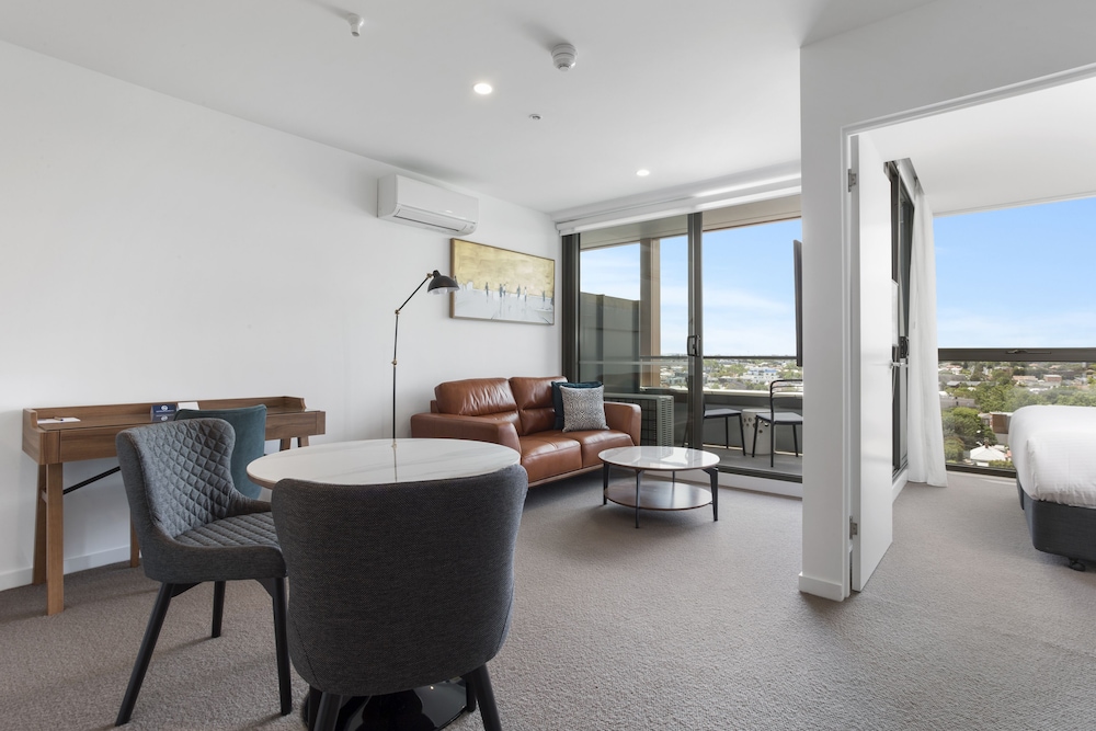 Apartment, 1 Bedroom, Balcony - Photo 6