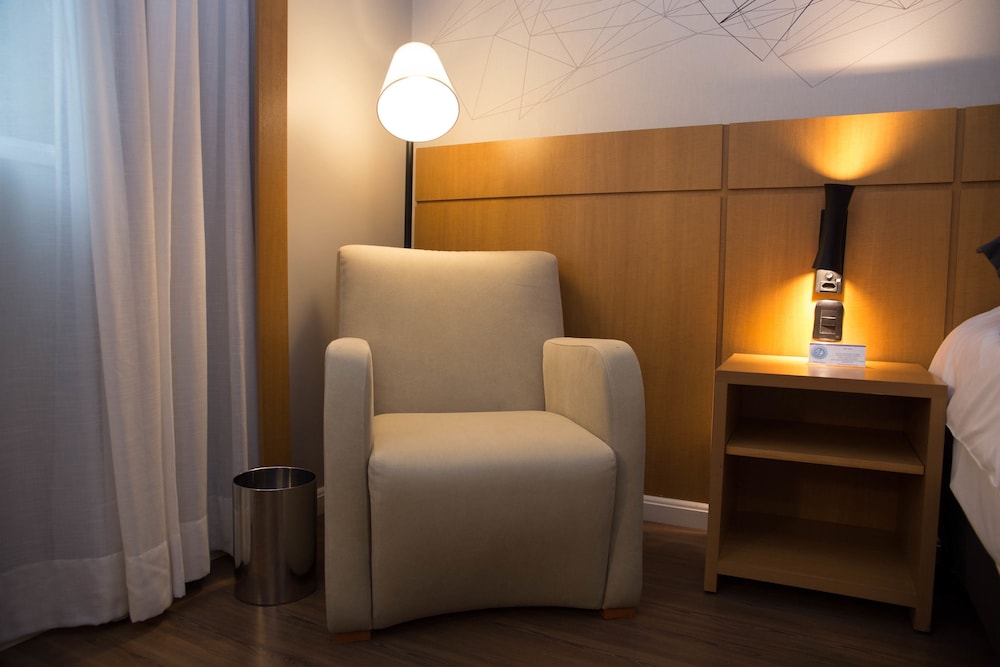 Deluxe Double Room - Photo 10