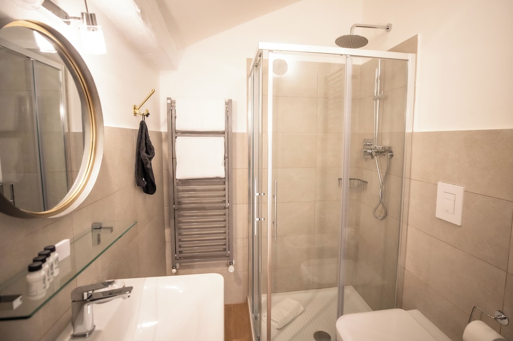 Family Aparthotel Duplex Annex - Piazza Unita - Photo 6