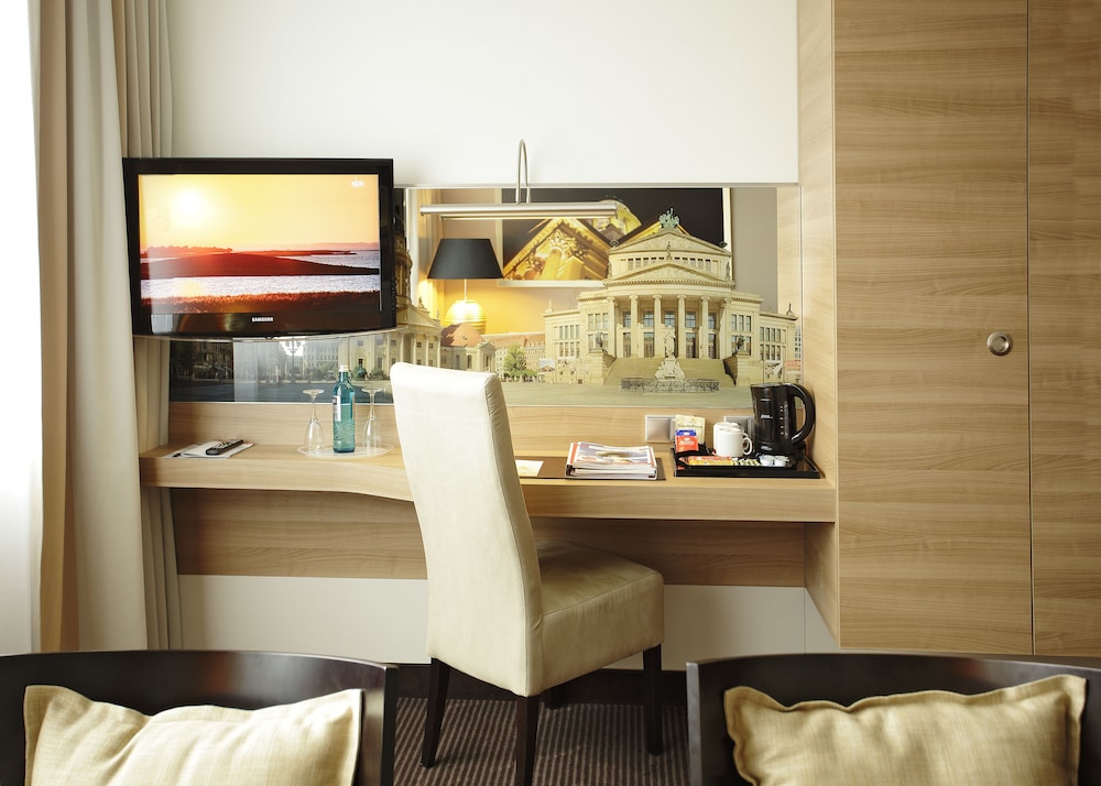 Business Double Or Twin Room, Business Lounge Access photo 1