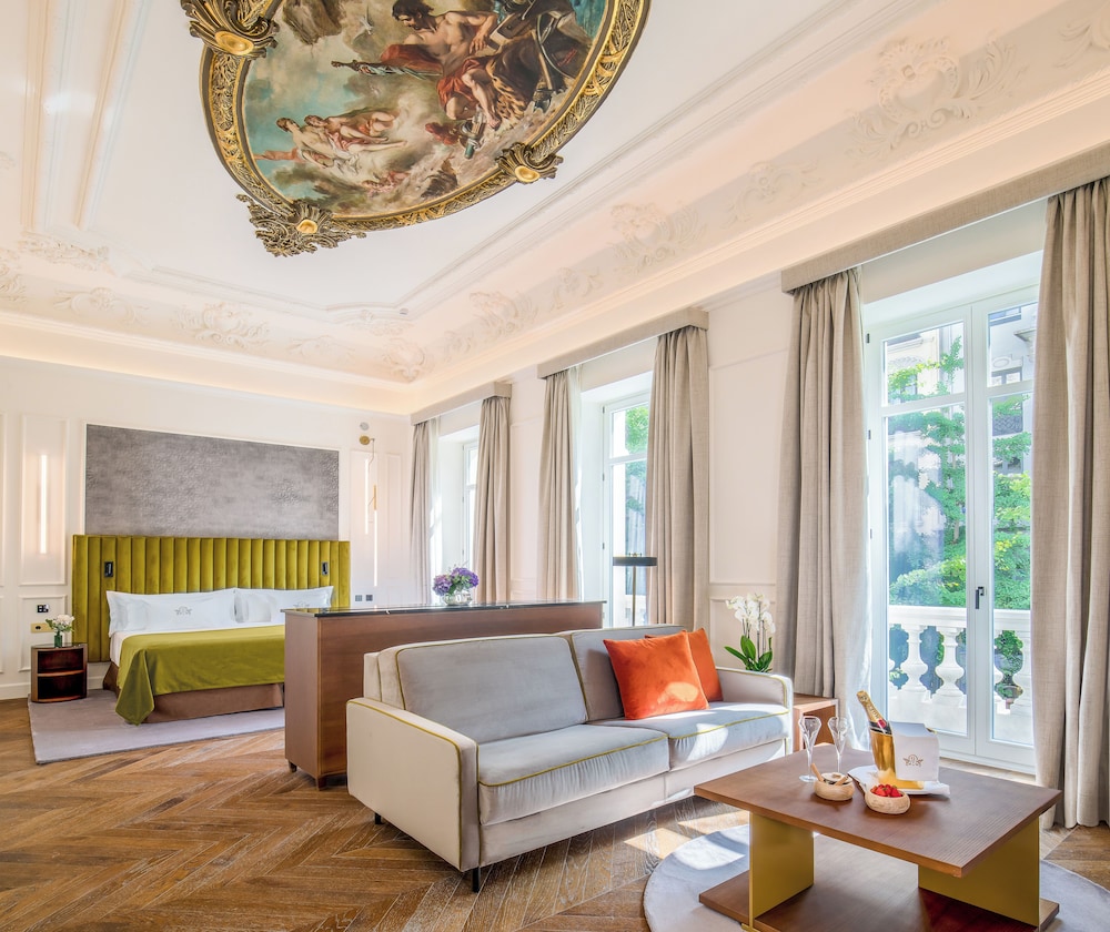 Junior Suite (Alhambra)