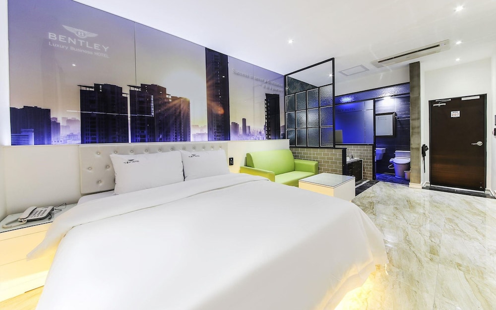 Premium Room (3rd floor) photo 1