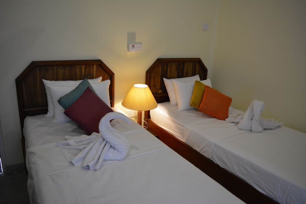Classic Quadruple Room, Multiple Beds, Mountain View, Garden Area photo 3