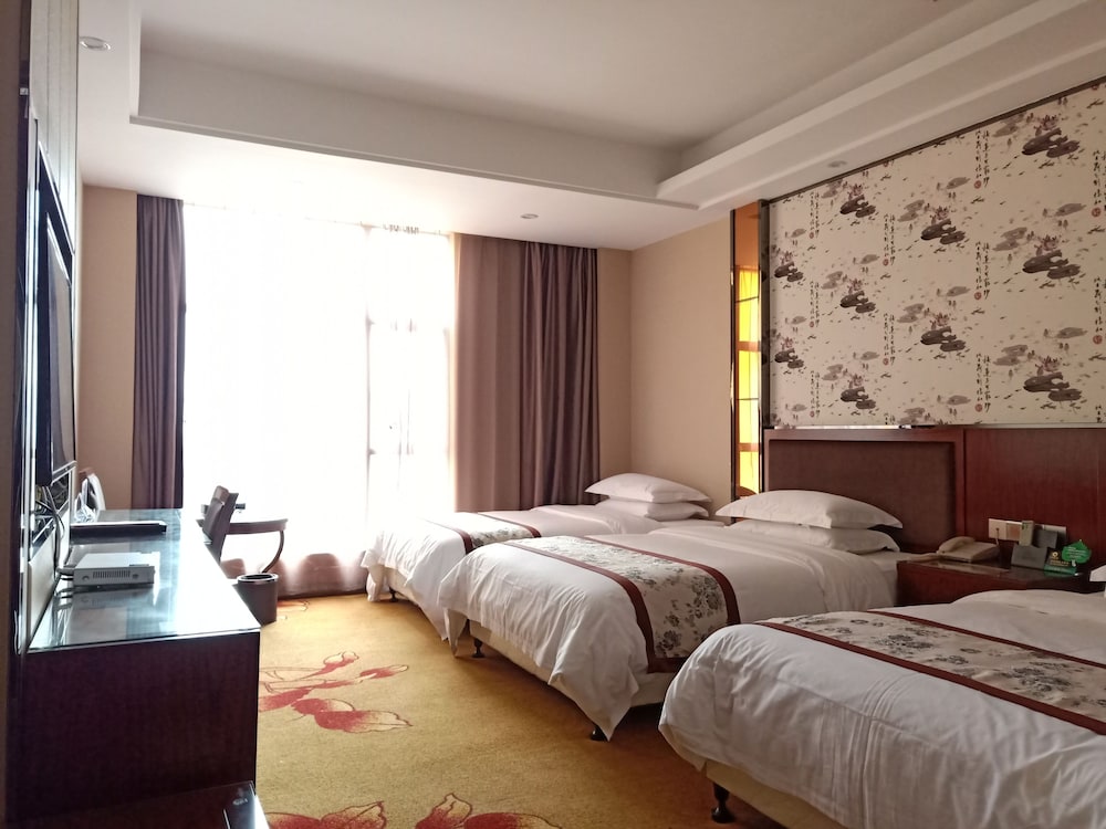 Deluxe Triple Room photo 1
