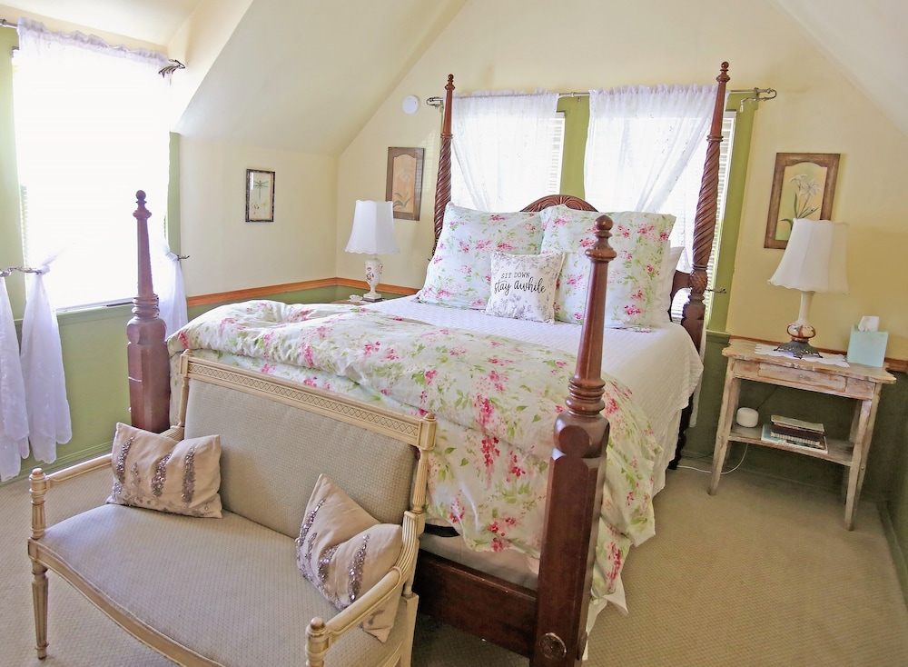 Bouquet Room photo 1