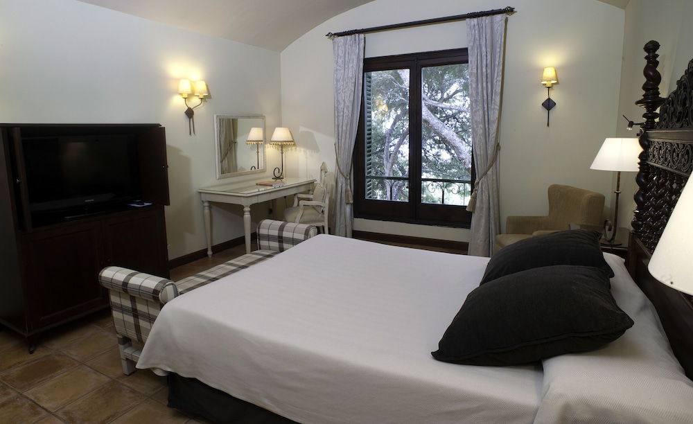 Classic Double or Twin Room - Photo 2