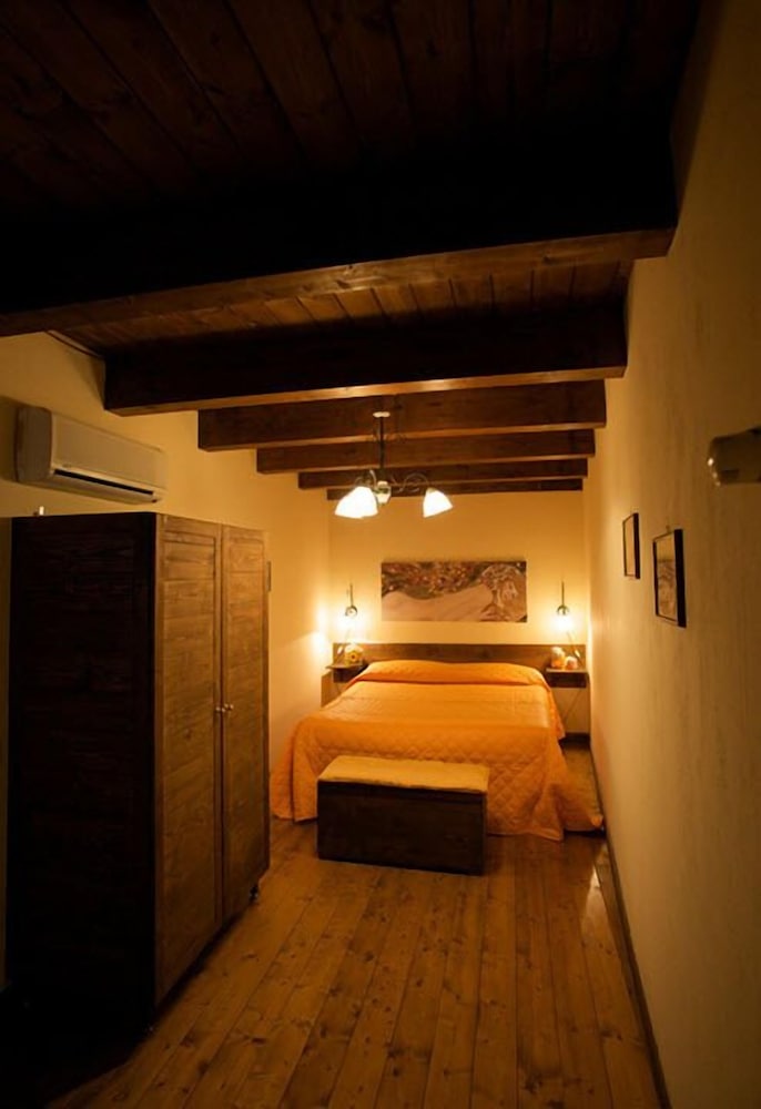 Suite photo 1