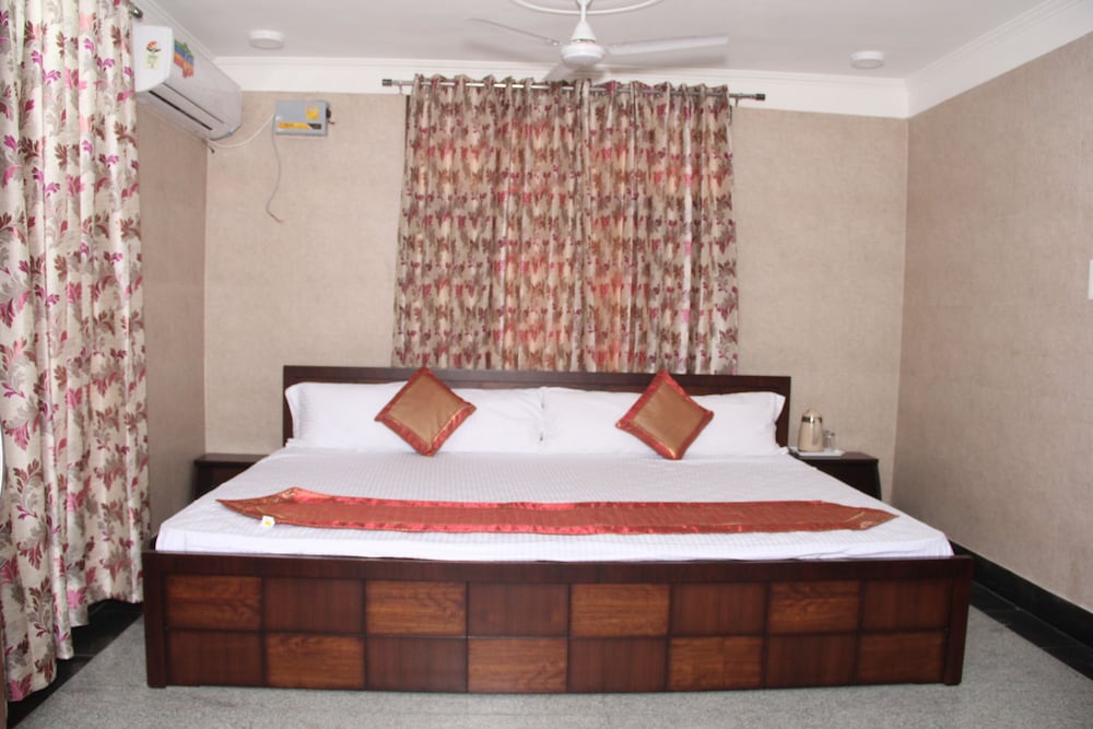 Family Room (Ac)