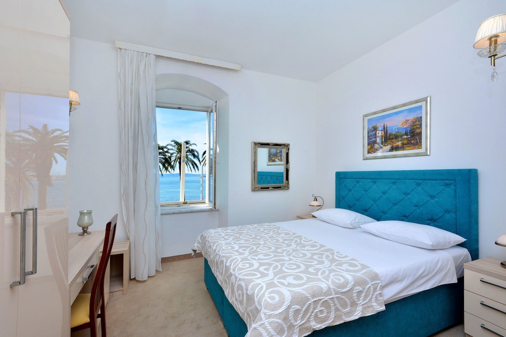Deluxe Room, Sea View photo 1