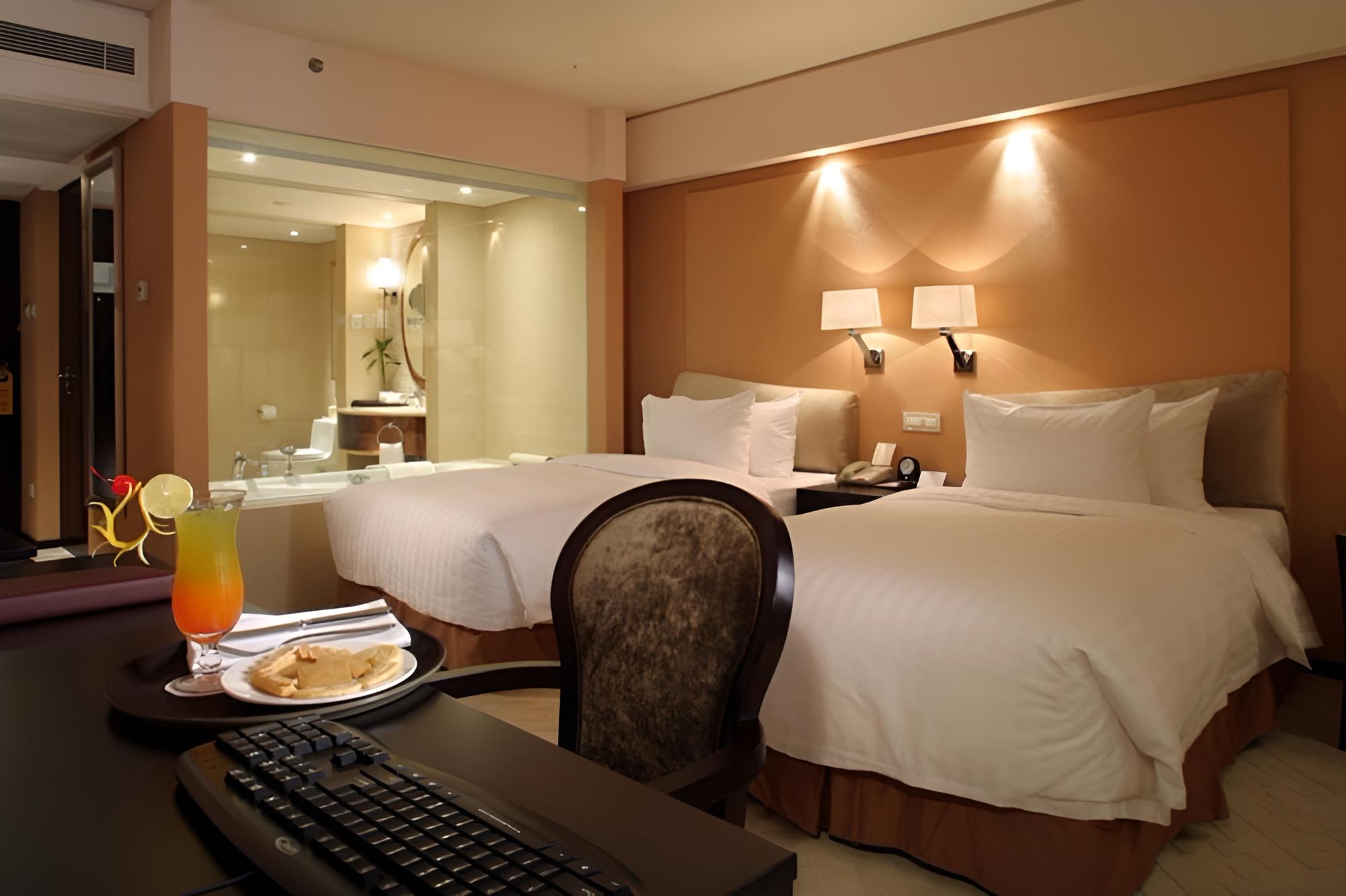 Deluxe Room, City View photo 1